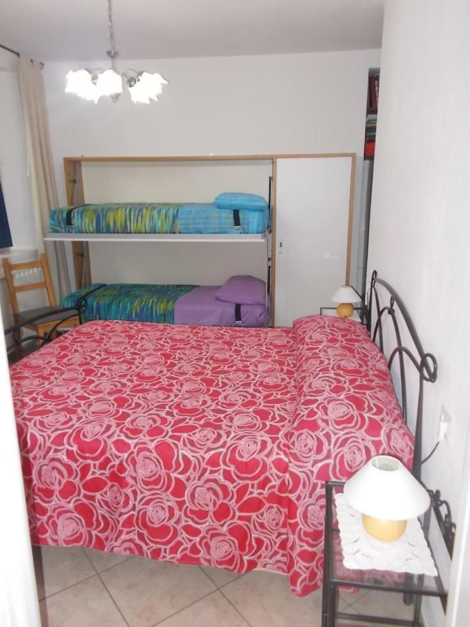 B&B Zia Lina Dongo Esterno foto