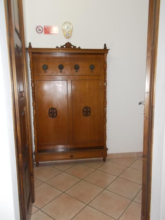 B&B Zia Lina Dongo Esterno foto