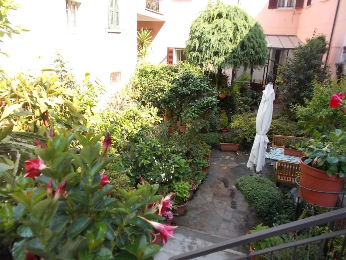 B&B Zia Lina Dongo Esterno foto